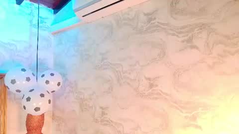 emily_dempsey online show from June 2026 07:18:02 PM
