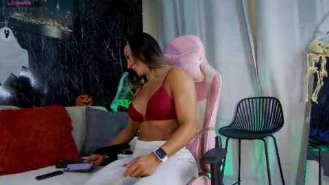 Emily foxx01 online show from October 2025 09:26:02 PM