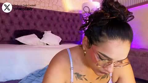 Emily online show from June 2026 07:07:01 PM