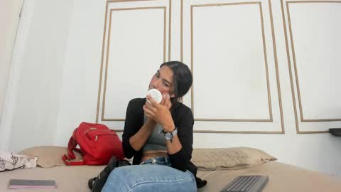 emily_gaviria1 online show from May 2026 12:11:02 PM