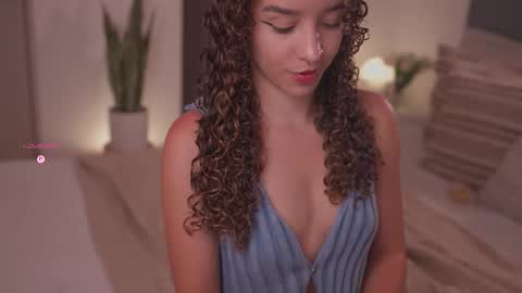 Snapshot of emily_johnson1 chatting on March 2026 11:31:02 PM Juliana online show from March 2026 11:31:02 PM