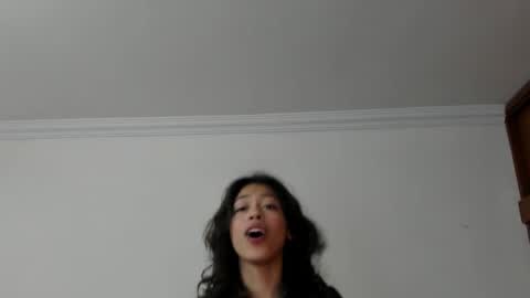 Snapshot of emily_jonessxx chatting on December 2025 05:07:02 PM emily online show from December 2025 05:07:02 PM