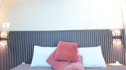 emily leroy. online show from January 2025 02:53:02 PM