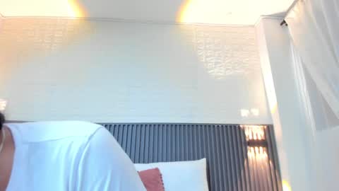 emily leroy. online show from January 2025 08:59:01 PM