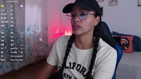 emily leroy. online show from October 2025 12:15:01 PM