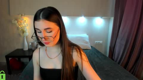 Emily online show from February 2026 04:21:02 AM