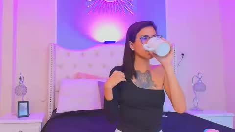 Emily online show from September 2025 12:15:01 AM