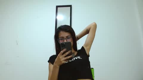 Emily online show from May 2026 02:19:01 AM