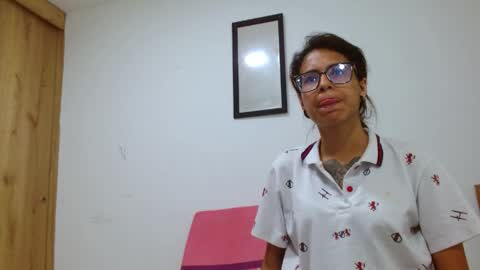 Emily online show from June 2026 12:44:01 AM