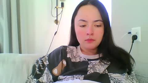 Snapshot of emily_morning_dew chatting on January 2025 09:19:01 AM emily_morning_dew online show from January 2025 09:19:01 AM