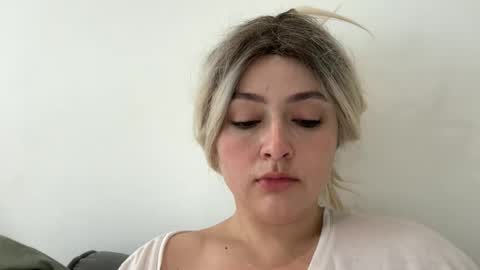 Snapshot of emily_morning_dew chatting on September 2025 07:41:02 AM emily_morning_dew online show from September 2025 07:41:02 AM