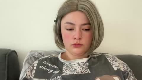 emily_morning_dew online show from May 2026 04:29:02 AM
