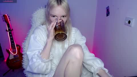 Lia online show from March 2026 10:40:01 PM