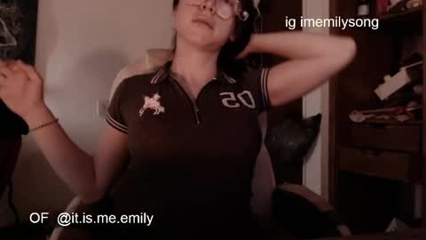 Snapshot of emily_pearl_ chatting on April 2026 10:14:02 PM emily_pearl_ online show from April 2026 10:14:02 PM