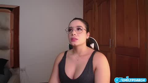 Snapshot of emily_poarch chatting on February 2026 02:01:02 AM emily online show from February 2026 02:01:02 AM