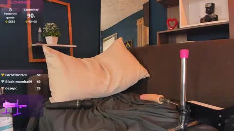 EMILY online show from October 2025 10:26:02 PM