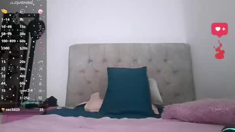 emily_rosse9 online show from November 2025 11:49:02 PM