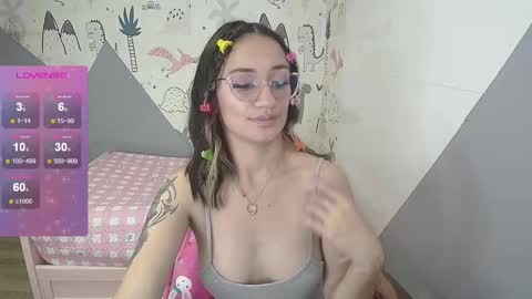 Emily online show from September 2025 08:20:01 PM