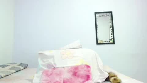 Snapshot of emily_rousxxx chatting on April 2026 07:44:02 AM Emily IGEmmily Baussa online show from April 2026 07:44:02 AM
