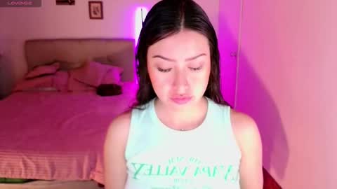 Emily  Swan online show from November 2025 01:16:02 AM