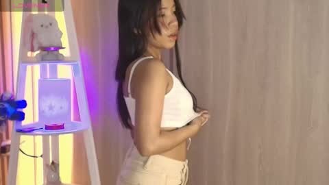 Snapshot of emily_sweett12 chatting on March 2026 12:23:02 PM Emily online show from March 2026 12:23:02 PM