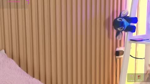 Snapshot of emily_sweett12 chatting on March 2026 12:32:02 PM Emily online show from March 2026 12:32:02 PM