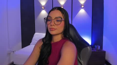 emily_tolson online show from May 2026 07:32:02 PM