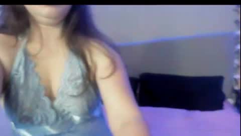 Snapshot of emily_tulip chatting on June 2026 11:24:02 AM Vanesa online show from June 2026 11:24:02 AM