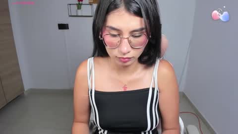 Emi online show from March 2026 09:20:01 PM