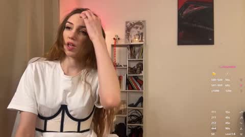 Snapshot of emily_w0w_ chatting on March 2026 05:37:02 AM Lia online show from March 2026 05:37:02 AM