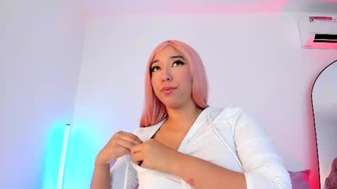 emily_walker4 online show from June 2026 01:36:02 AM