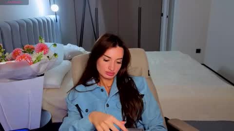 Snapshot of emilybit chatting on September 2025 07:47:02 PM Emily online show from September 2025 07:47:02 PM