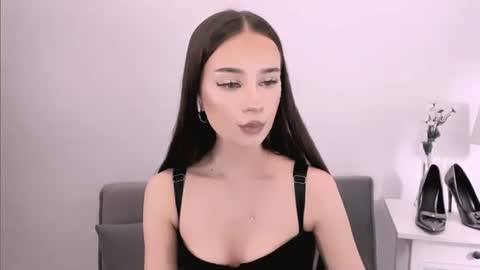 Snapshot of emilycharming chatting on February 2026 09:12:02 PM EmilyCharming online show from February 2026 09:12:02 PM