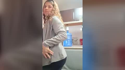 EmilyCm online show from June 2026 06:07:01 PM