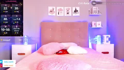 Snapshot of emilycoast chatting on October 2025 10:08:02 PM Emi Fit online show from October 2025 10:08:02 PM