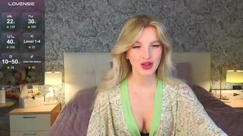 emilydancee online show from April 2026 04:23:02 AM