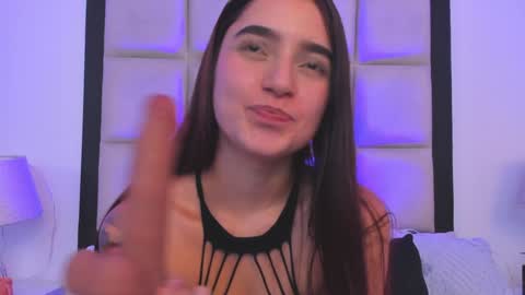 Snapshot of emilyevanns_ chatting on January 2025 09:58:01 PM Emily online show from January 2025 09:58:01 PM