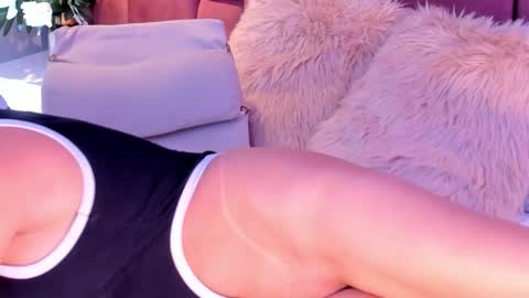 Snapshot of emilyflame chatting on March 2026 04:36:01 PM Emily Flame online show from March 2026 04:36:01 PM