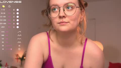 Emily  online show from December 2024 03:04:01 PM