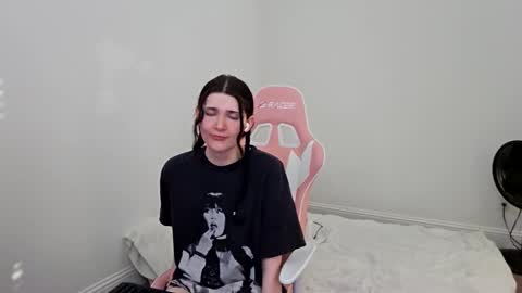 emilyfox5 online show from September 2025 11:10:02 PM