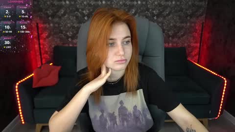 Snapshot of emilyfoxxi chatting on January 2025 10:43:01 AM Emily online show from January 2025 10:43:01 AM