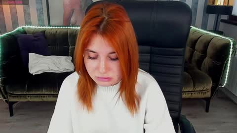 Snapshot of emilyfoxxi chatting on January 2025 10:03:01 AM Emily online show from January 2025 10:03:01 AM