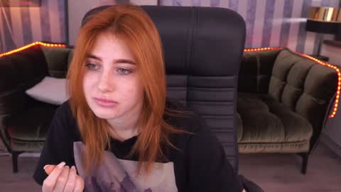 Snapshot of emilyfoxxi chatting on January 2025 09:26:01 AM Emily online show from January 2025 09:26:01 AM