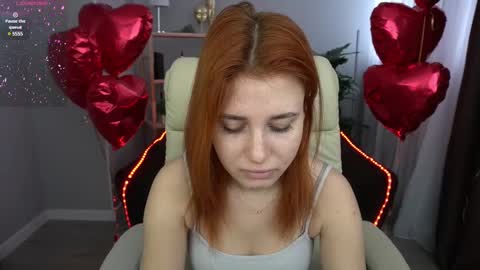 Snapshot of emilyfoxxi chatting on February 2025 06:29:02 AM Emily online show from February 2025 06:29:02 AM