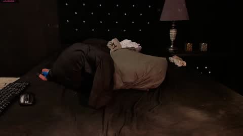 Snapshot of emilygomezz chatting on January 2025 02:35:01 PM Emily online show from January 2025 02:35:01 PM