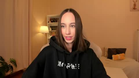 Alina online show from May 2026 08:04:04 PM