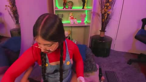 VALEEEN online show from December 2024 07:23:01 PM