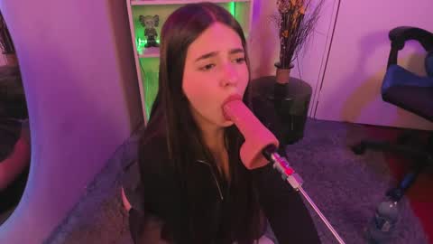 VALEEEN online show from December 2024 06:59:02 PM