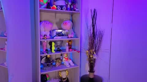 VALEEEN online show from May 2026 03:40:02 PM