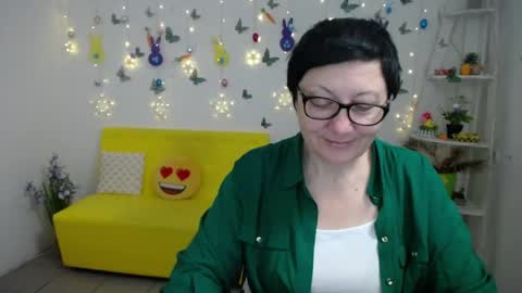 Emily online show from April 2026 06:13:05 AM